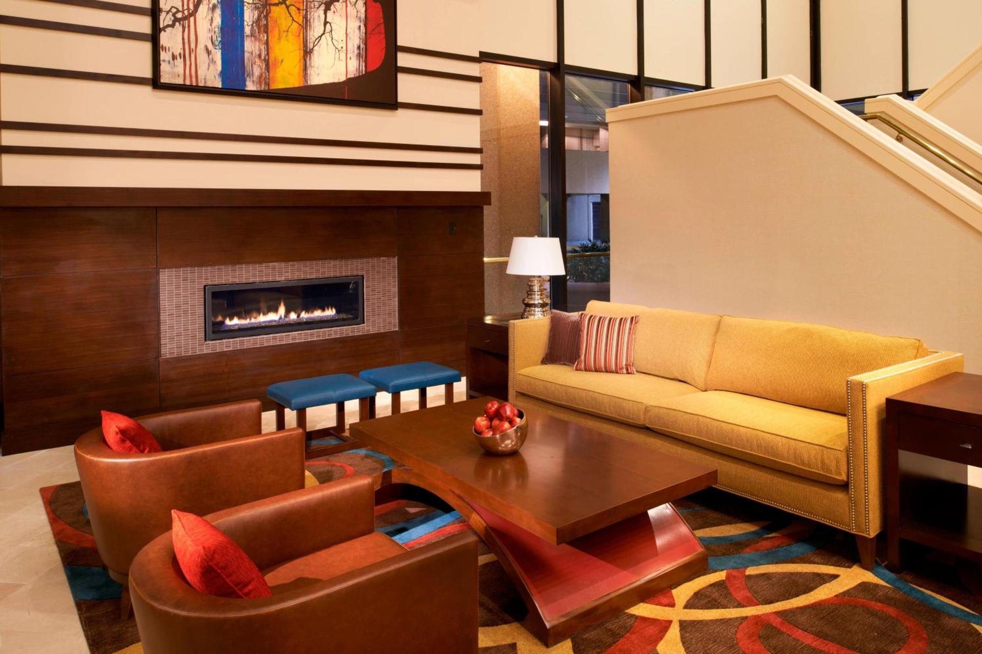 Charleston Marriott Town Center Hotel Bagian luar foto
