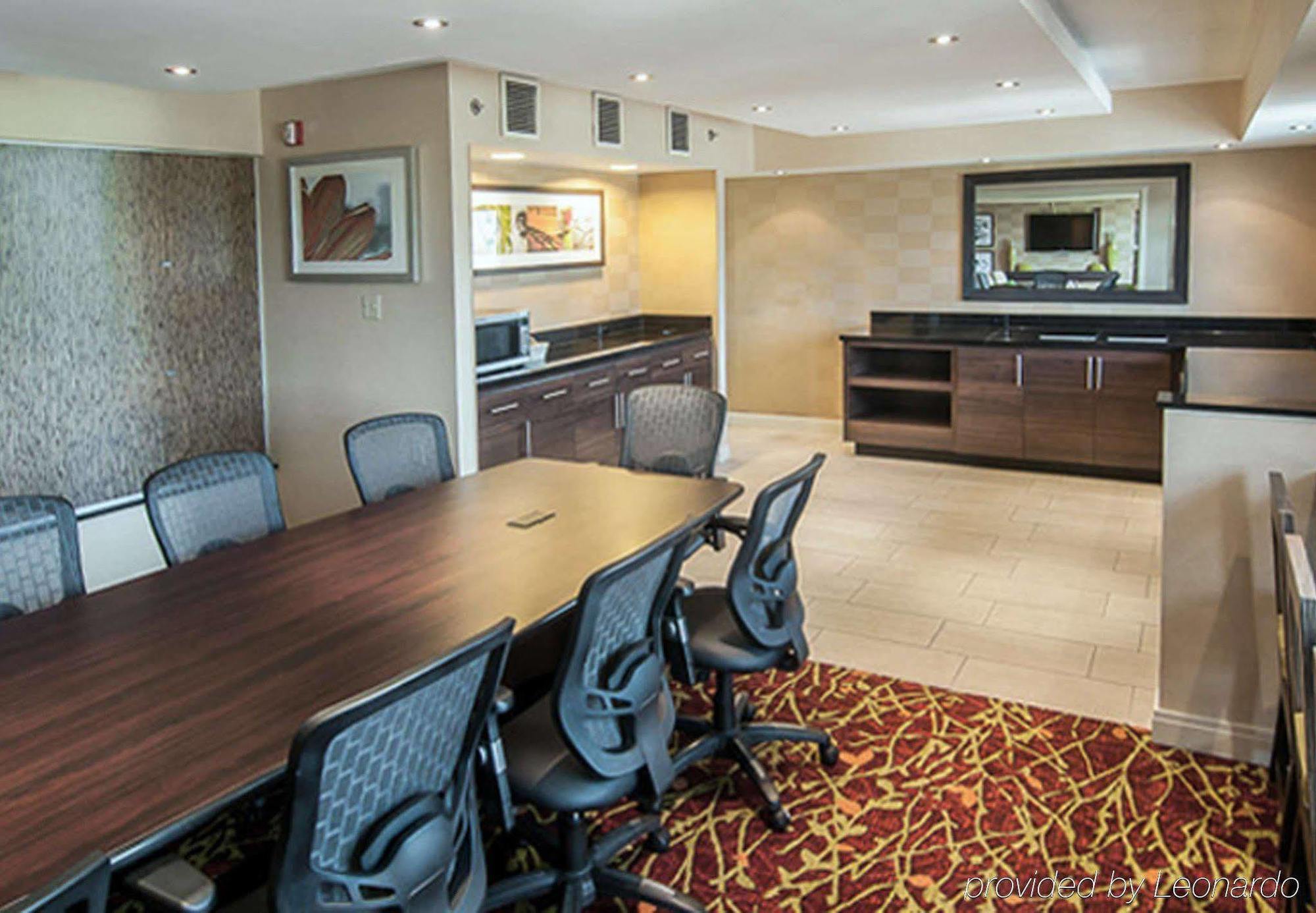 Charleston Marriott Town Center Hotel Bagian luar foto