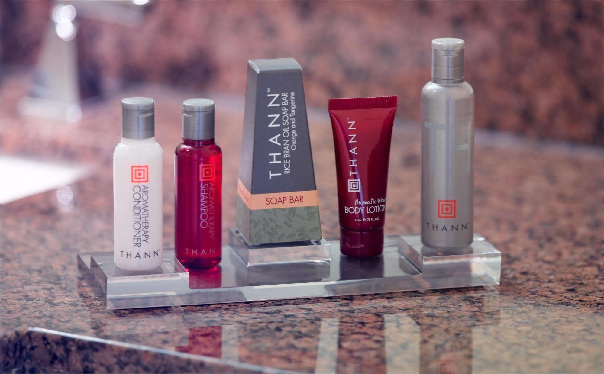 Charleston Marriott Town Center Hotel Bagian luar foto